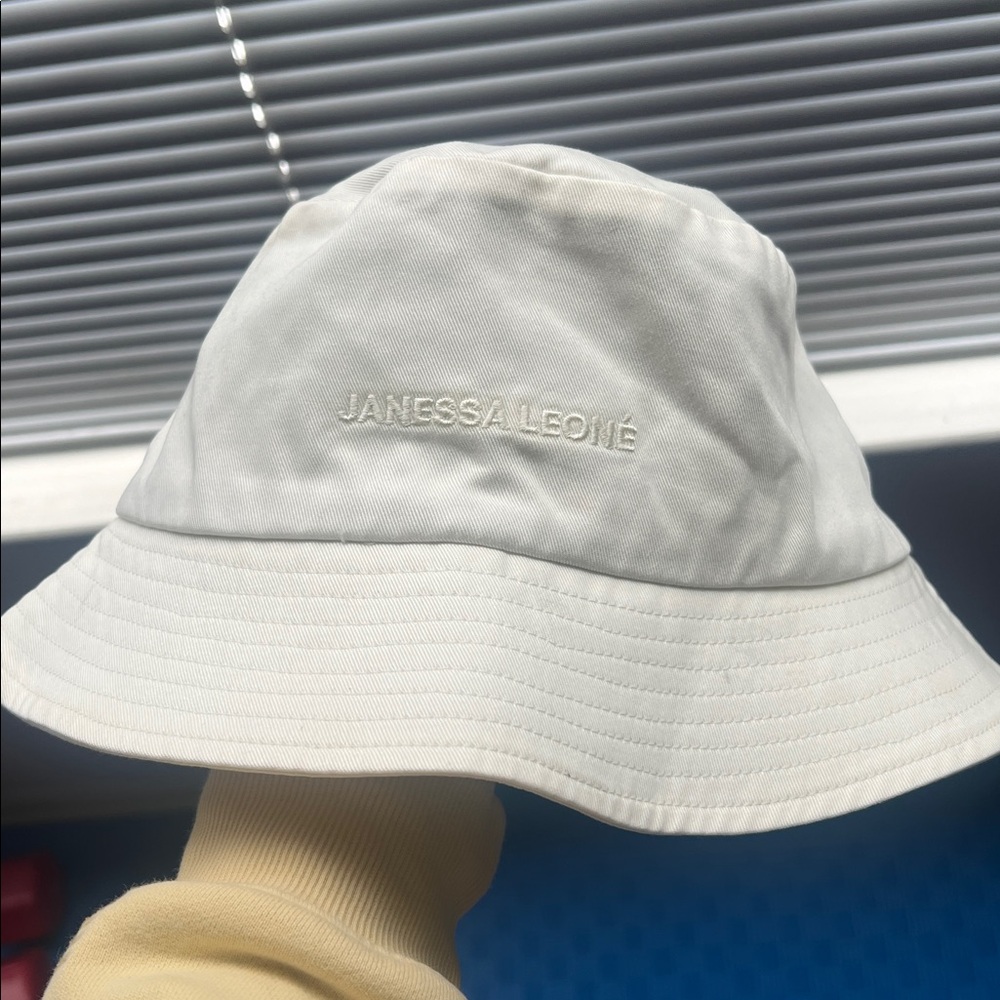 Janessa leone white bucket hat